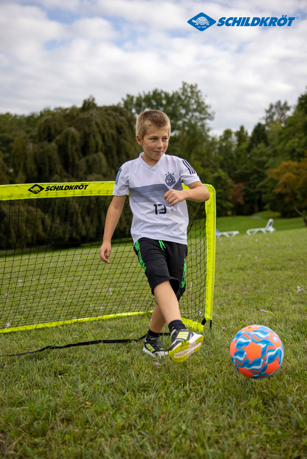 Tragbares Fussballtor XL | Bälle | Fun- & Aqua Sports | Schildkröt-Shop